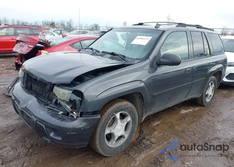 2007 Chevrolet Trailblazer Ls z USA, uszkodzony, nr VIN 1GNDT13S272144490